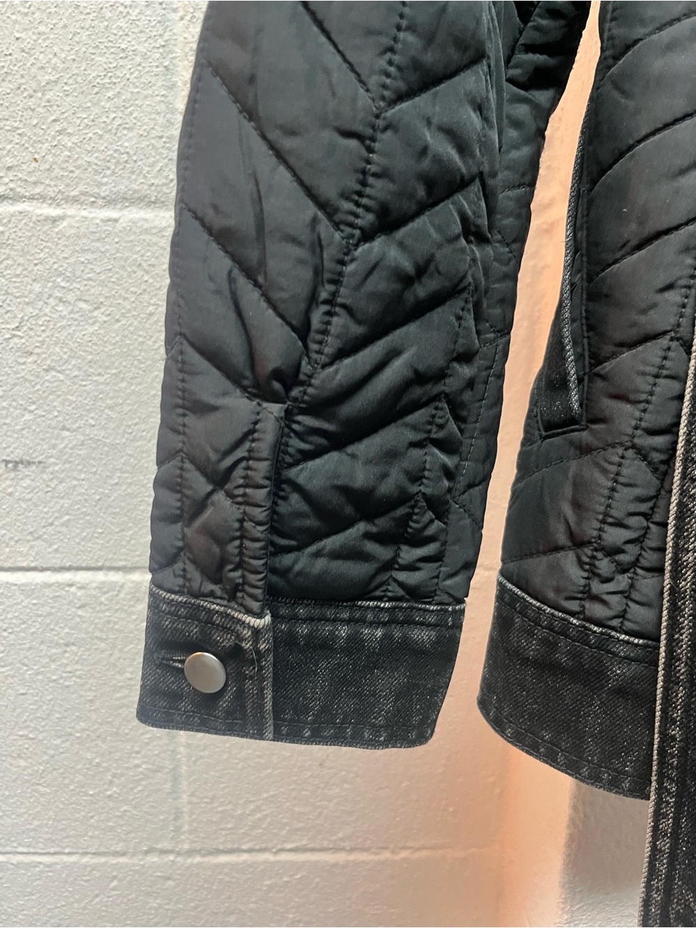 Quilted Belted Black Women's Jacket - Picture 9 of 9